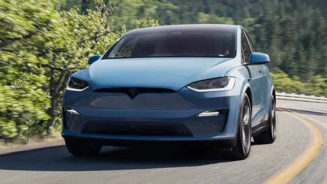 Tesla končí s Modely S a X: Musk sází na Optimus roboty, Robotaxi a FSD